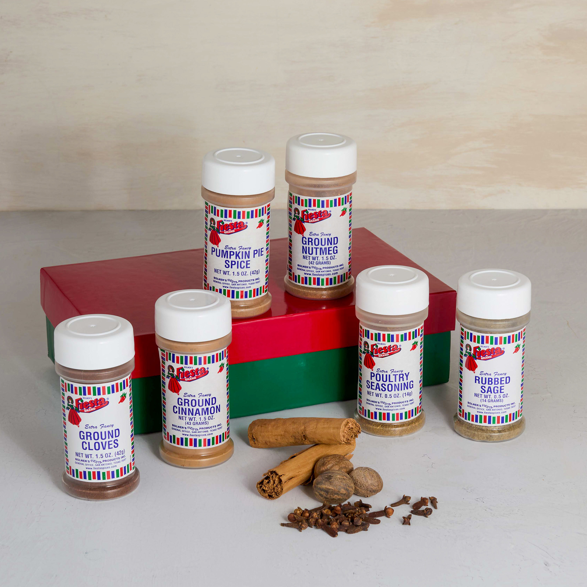 Holiday Essentials Gift Box Holiday Essentials Gift Box